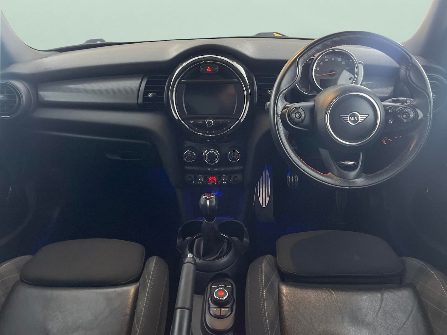 Used MINI Hatch 2019 for sale - 76669377: Photo 6