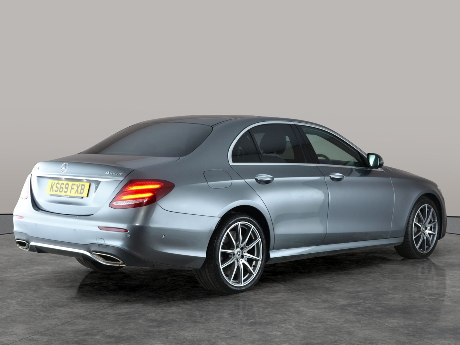 Used Mercedes-Benz E Class 2019 for sale - 77389417: Photo 12