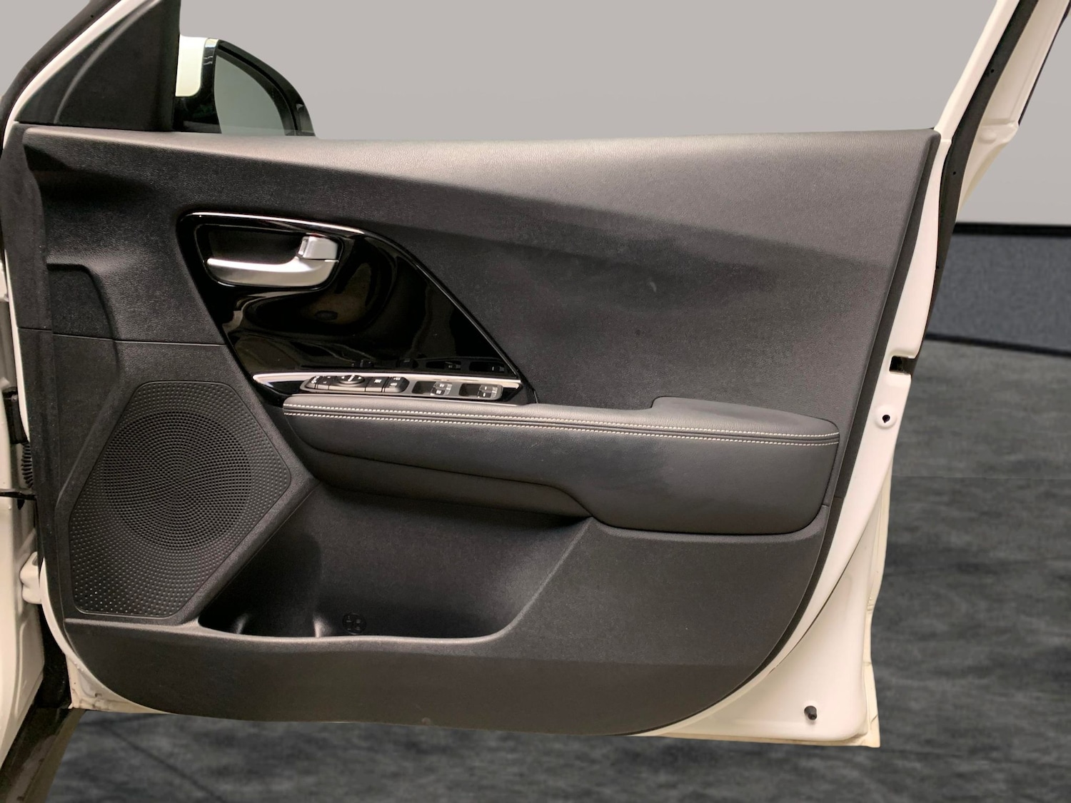 Used Kia Niro for sale - 76969479: Photo 29