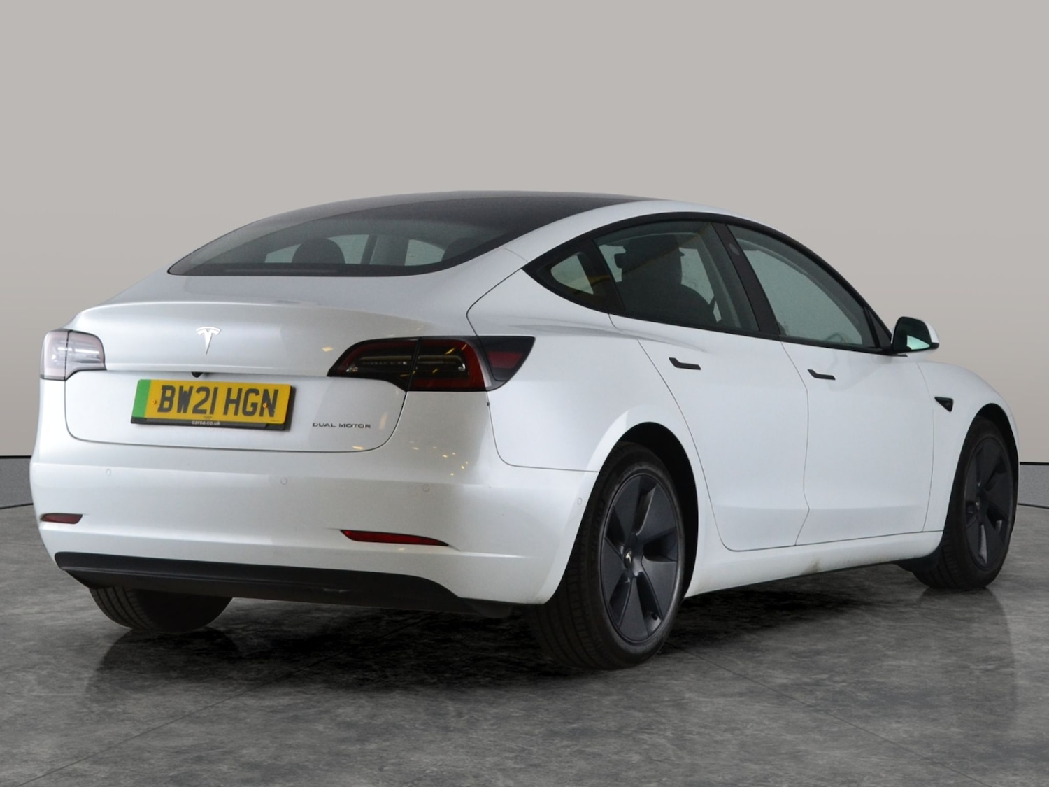 Used Tesla Model 3 2021 for sale - 77010788: Photo 12