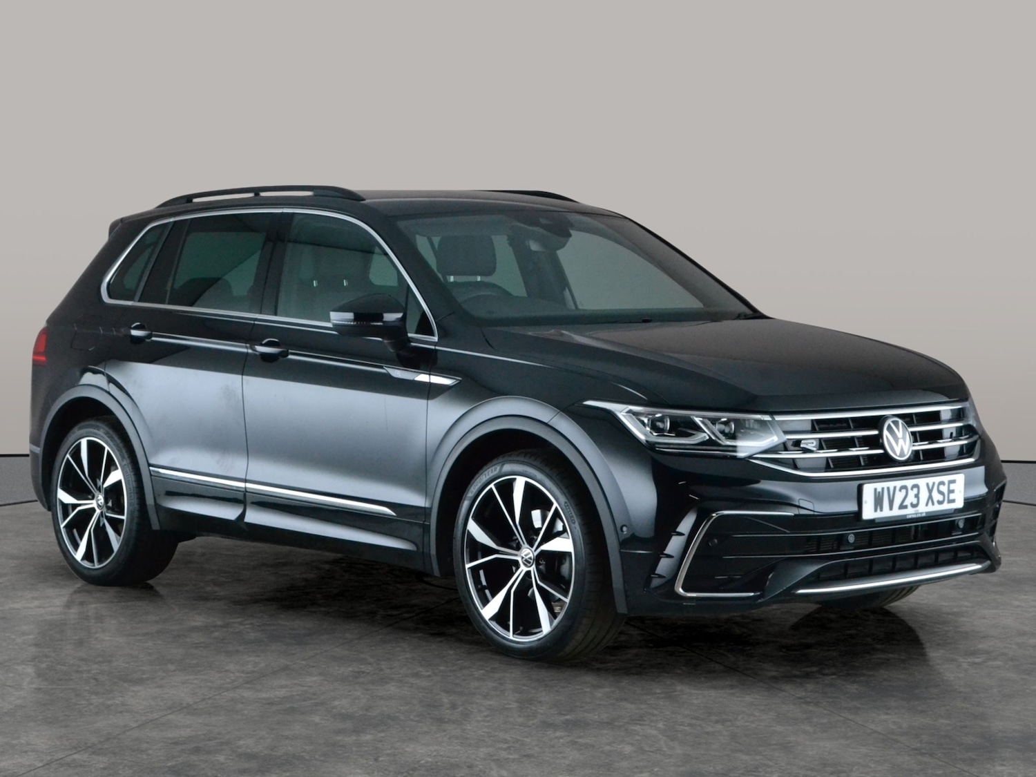 Used Volkswagen Tiguan 2023 for sale - 77778248: Photo 6