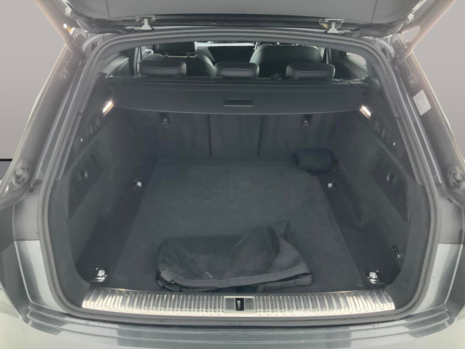 Used Audi e-tron 2022 for sale - 76444625: Photo 52