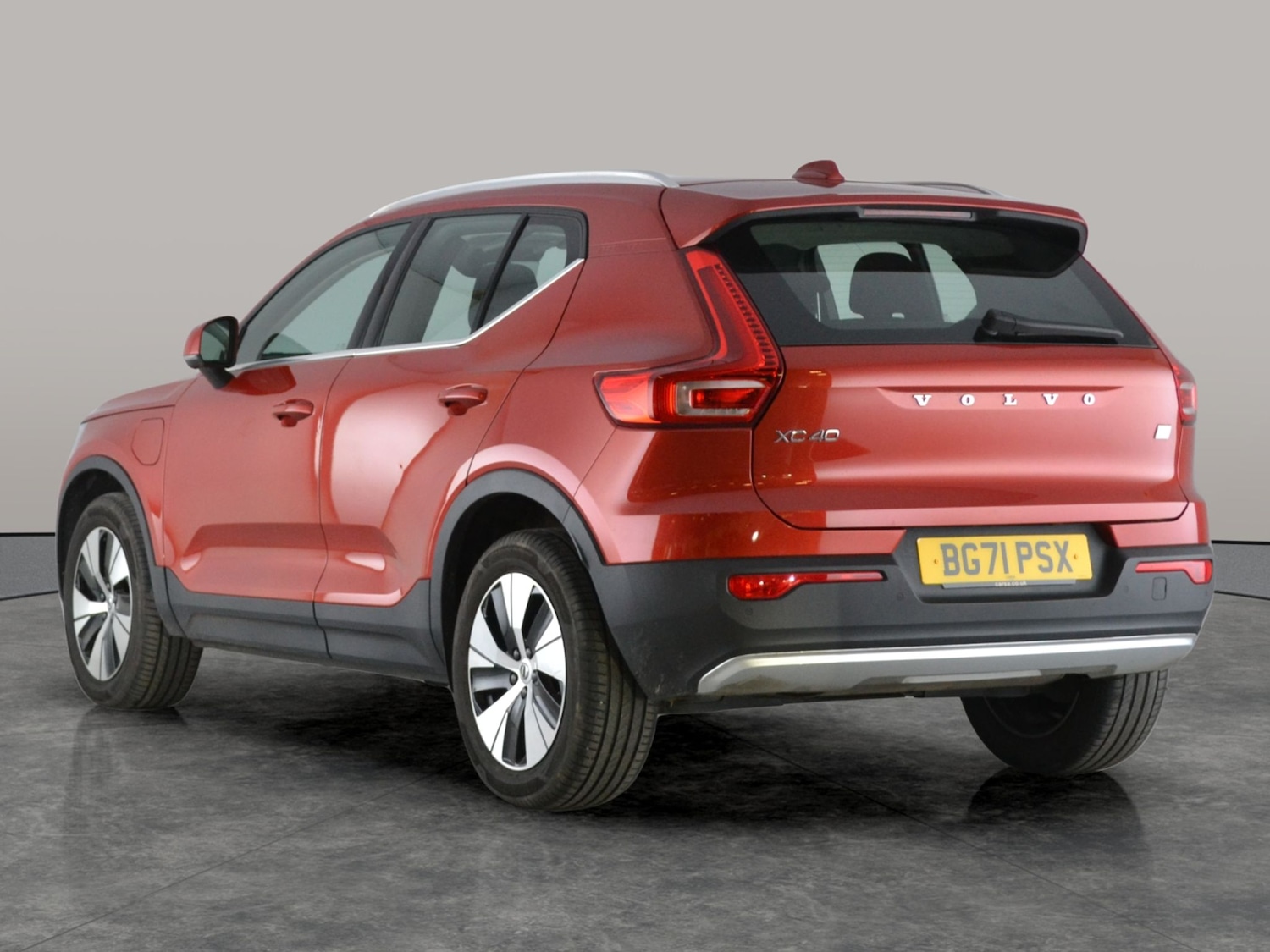 Used Volvo XC40 2022 for sale - 77619607: Photo 8