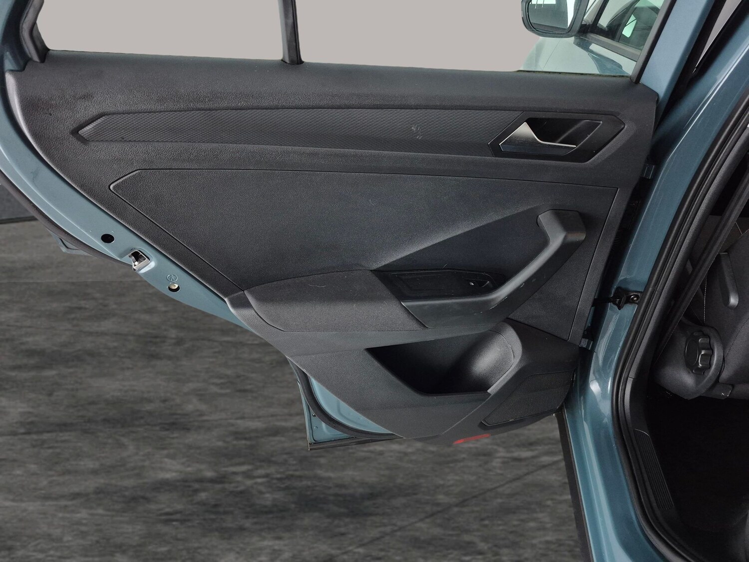 Used Volkswagen T-Roc 2023 for sale - 77814978: Photo 25