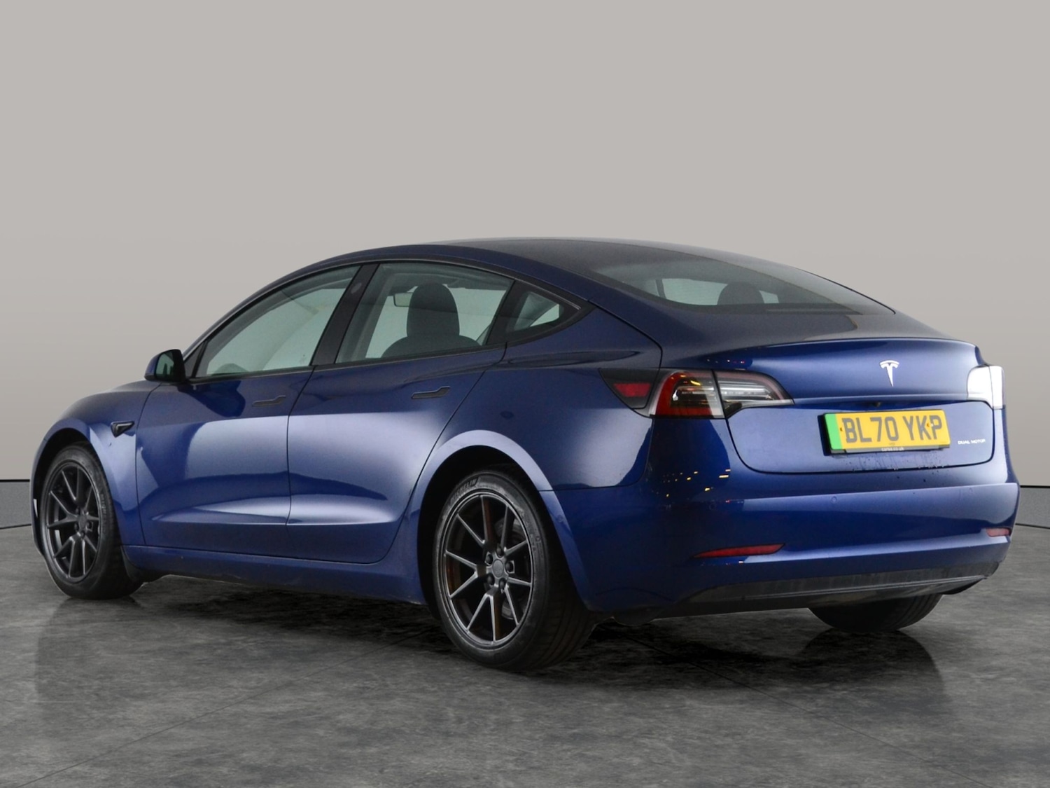 Used Tesla Model 3 2020 for sale - 77071332: Photo 10