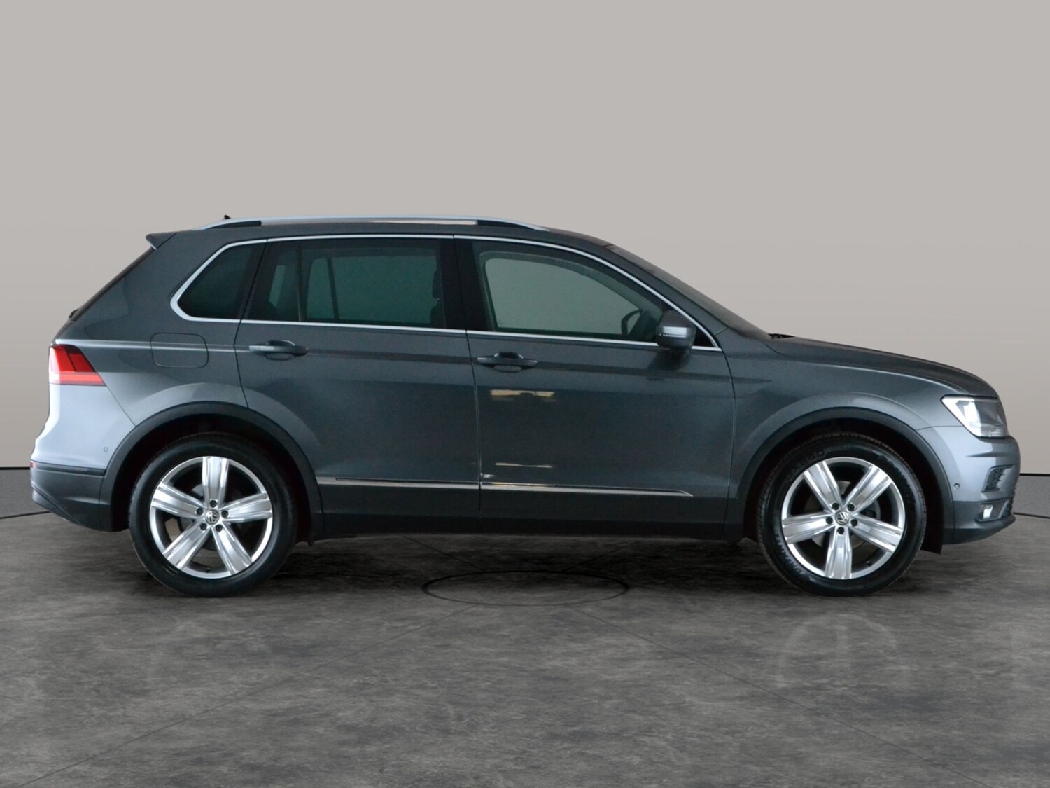 Used Volkswagen Tiguan 2020 for sale - 78140661: Photo 10