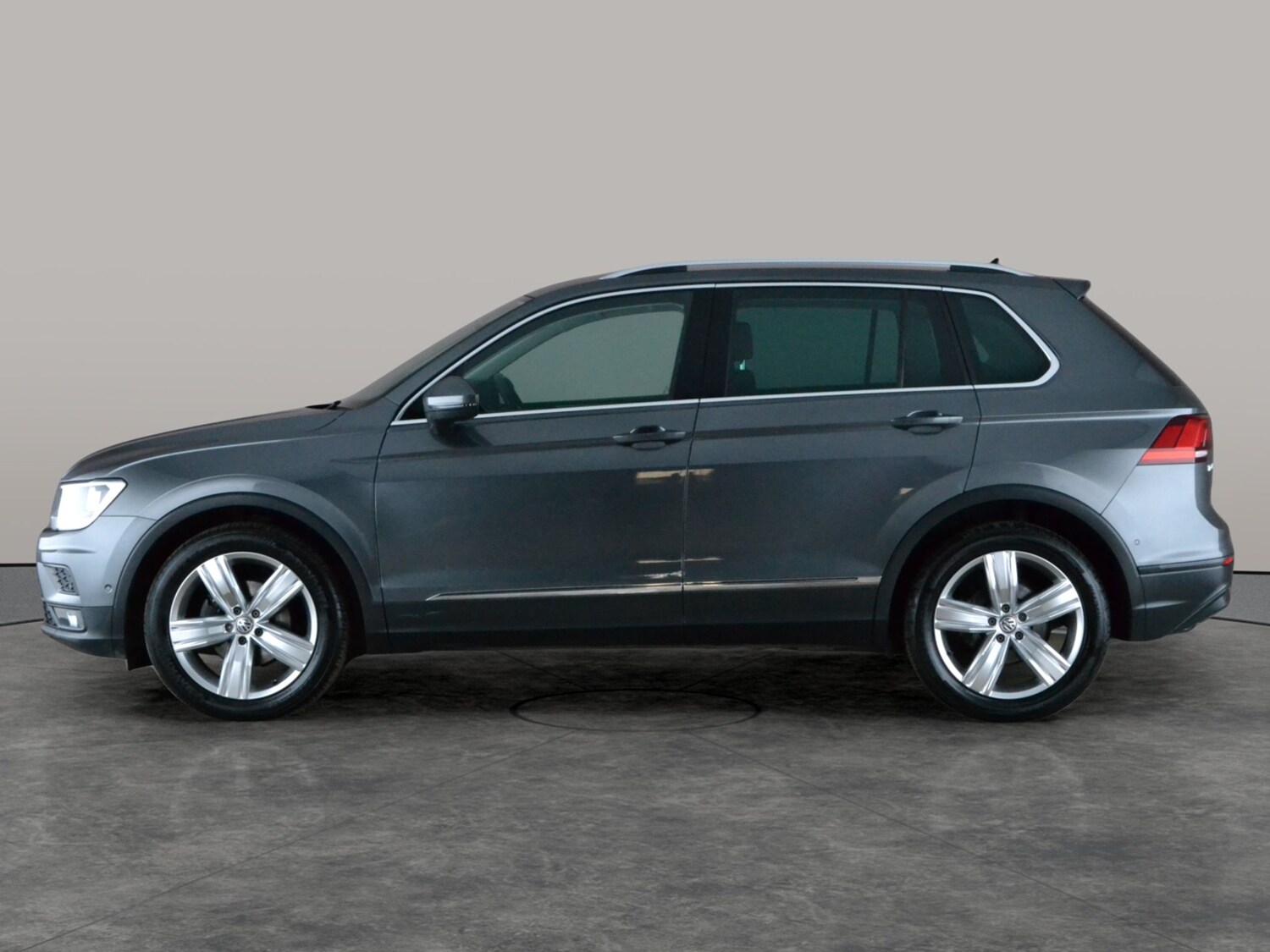 Used Volkswagen Tiguan 2020 for sale - 78140661: Photo 14