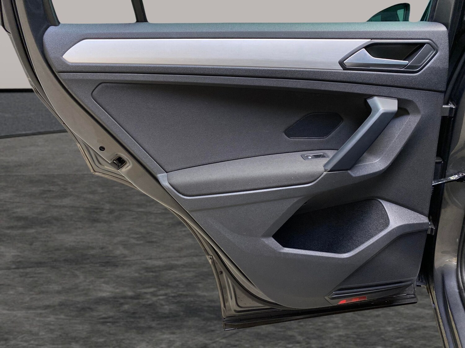 Used Volkswagen Tiguan 2020 for sale - 78140661: Photo 26