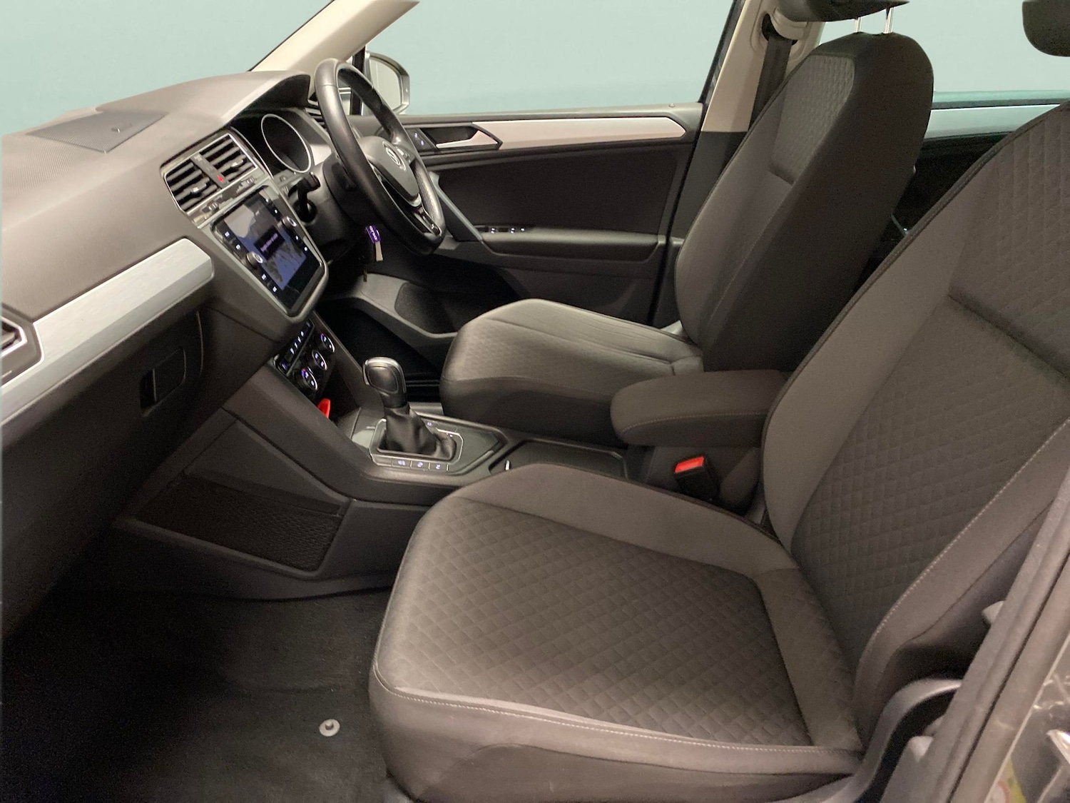 Used Volkswagen Tiguan 2020 for sale - 78140661: Photo 4