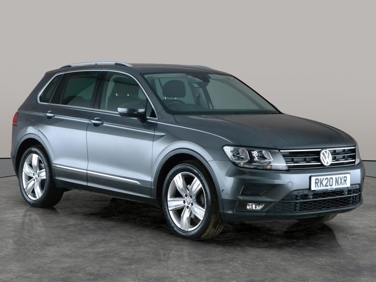 Used Volkswagen Tiguan 2020 for sale - 78140661: Photo 9
