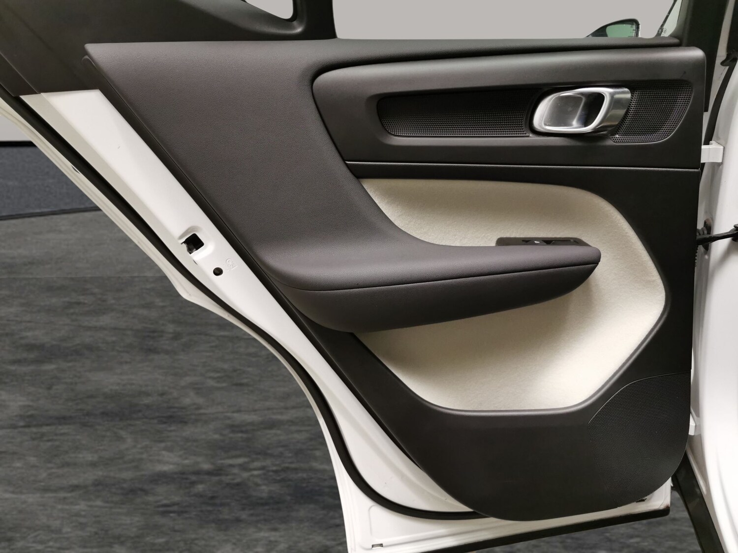 Used Volvo XC40 2021 for sale - 78150818: Photo 24