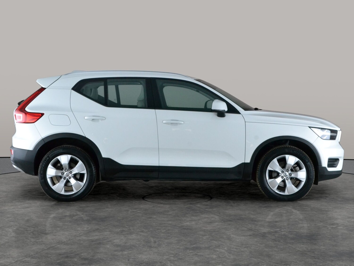 Used Volvo XC40 2021 for sale - 78150818: Photo 9