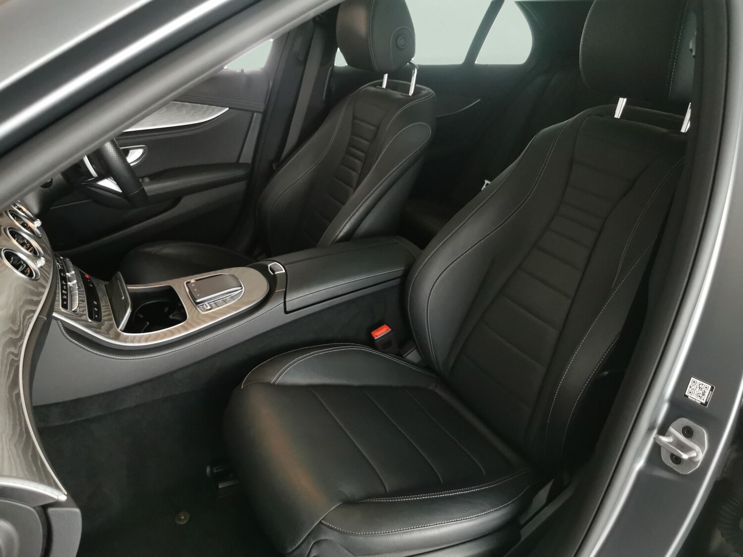 Used Mercedes-Benz E Class 2021 for sale - 77972234: Photo 9