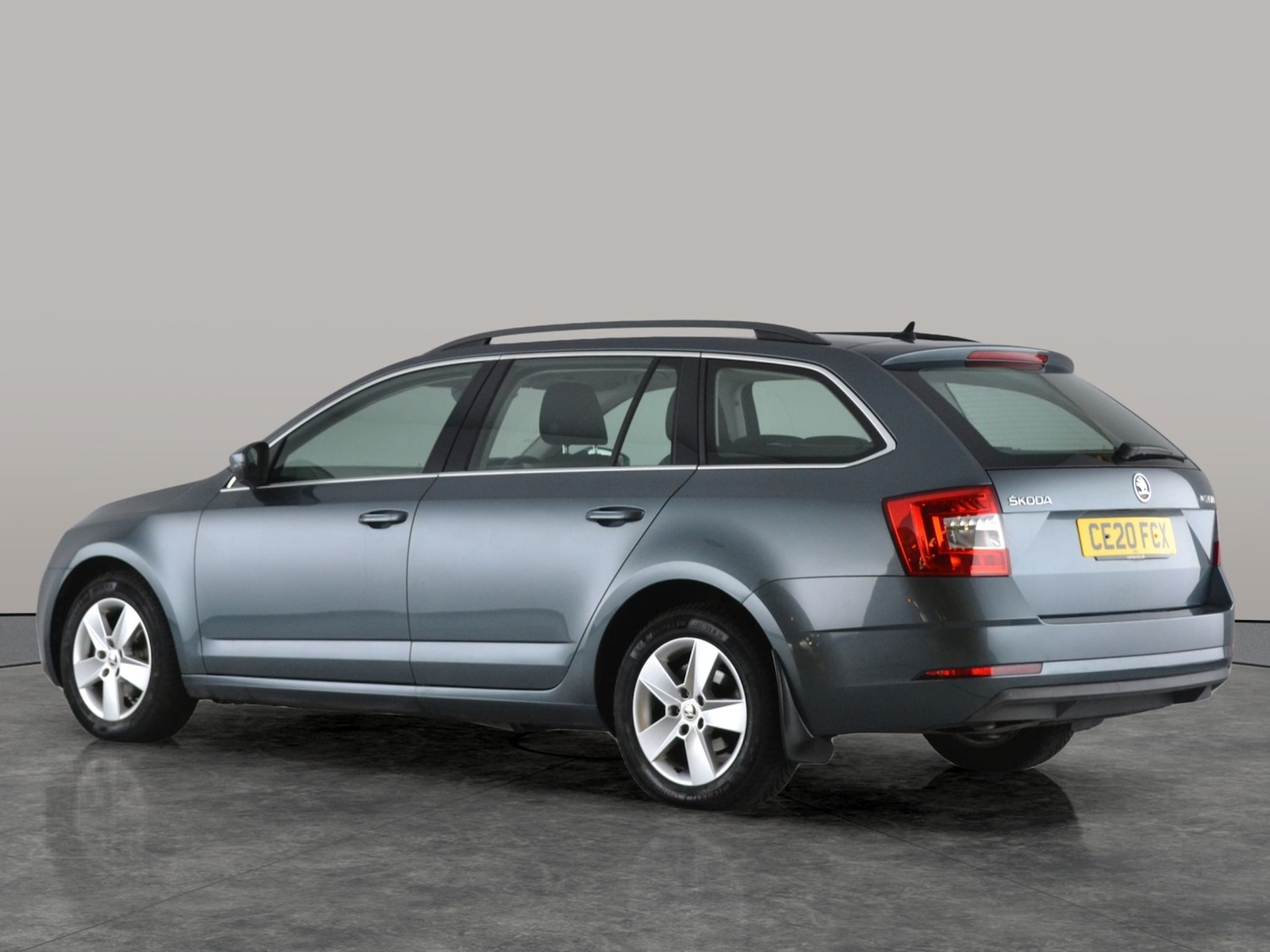 Used Skoda Octavia 2020 for sale - 76393960: Photo 9