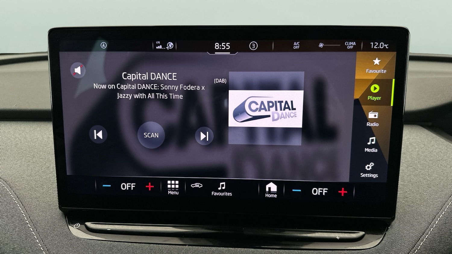 Used Skoda Enyaq 2023 for sale - 77475452: Photo 15