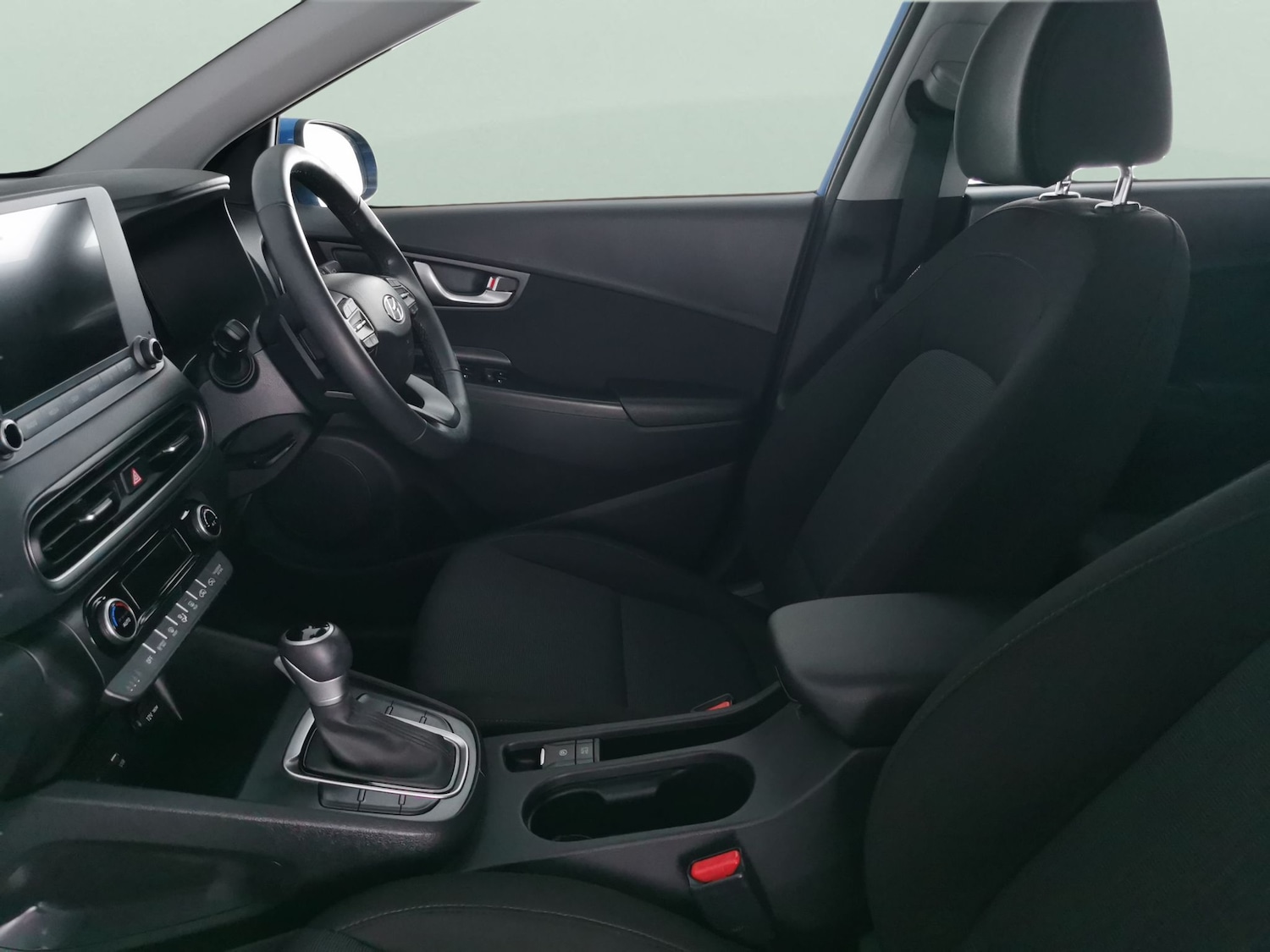 Used Hyundai KONA 2022 for sale - 76980634: Photo 4