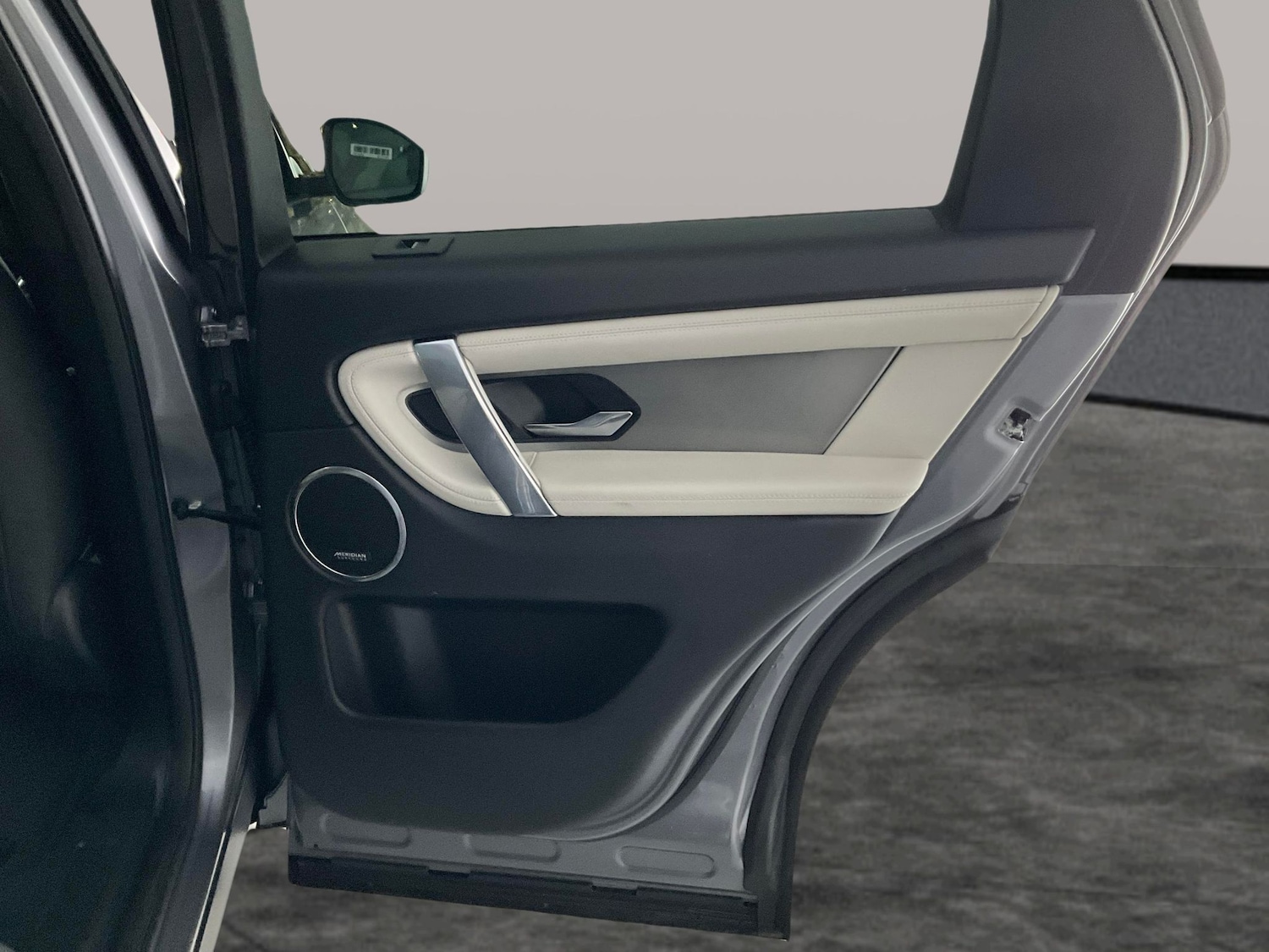 Used Land Rover Discovery Sport 2022 for sale - 76653050: Photo 36