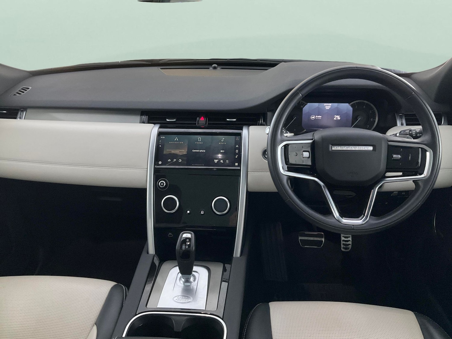 Used Land Rover Discovery Sport 2022 for sale - 76653050: Photo 9