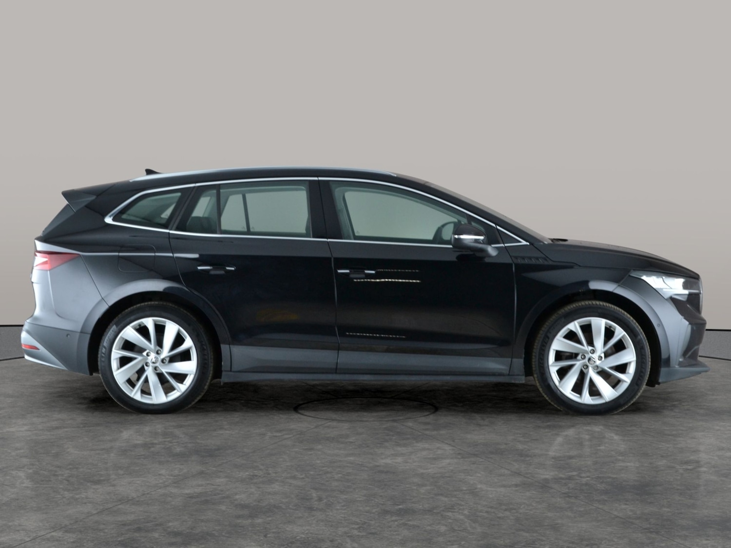 Used Skoda Enyaq 2023 for sale - 77373960: Photo 10