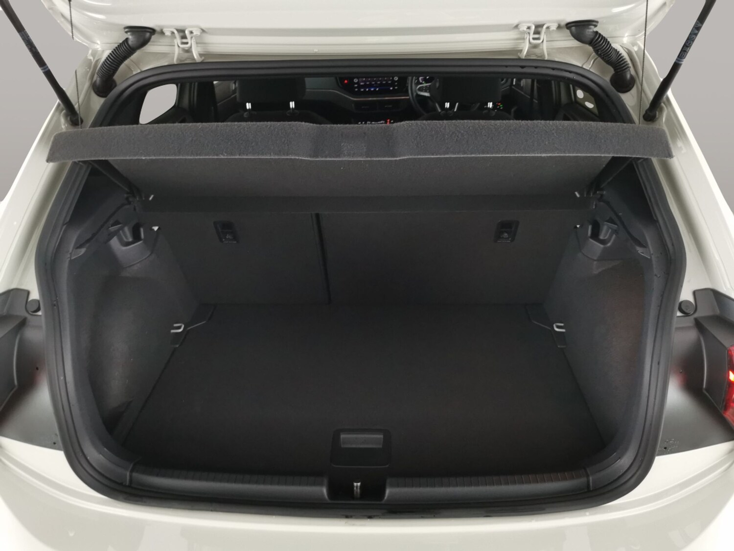 Used Volkswagen Polo 2022 for sale - 77447934: Photo 32