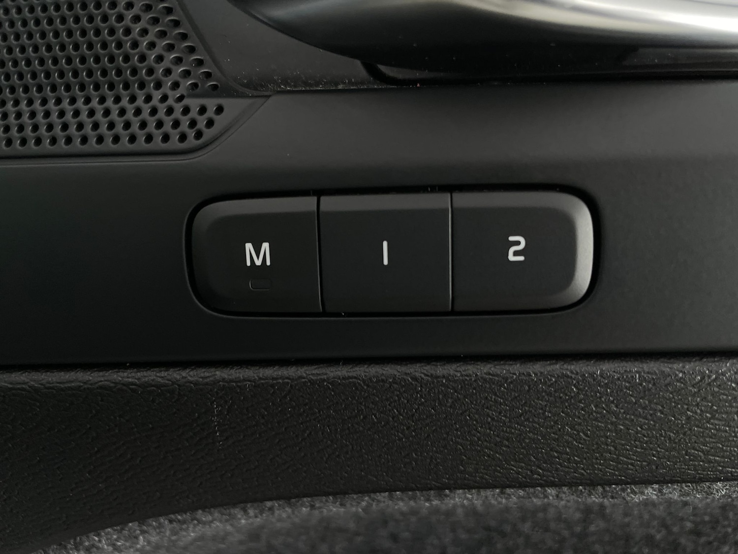 Used Volvo XC40 2023 for sale - 77591192: Photo 16