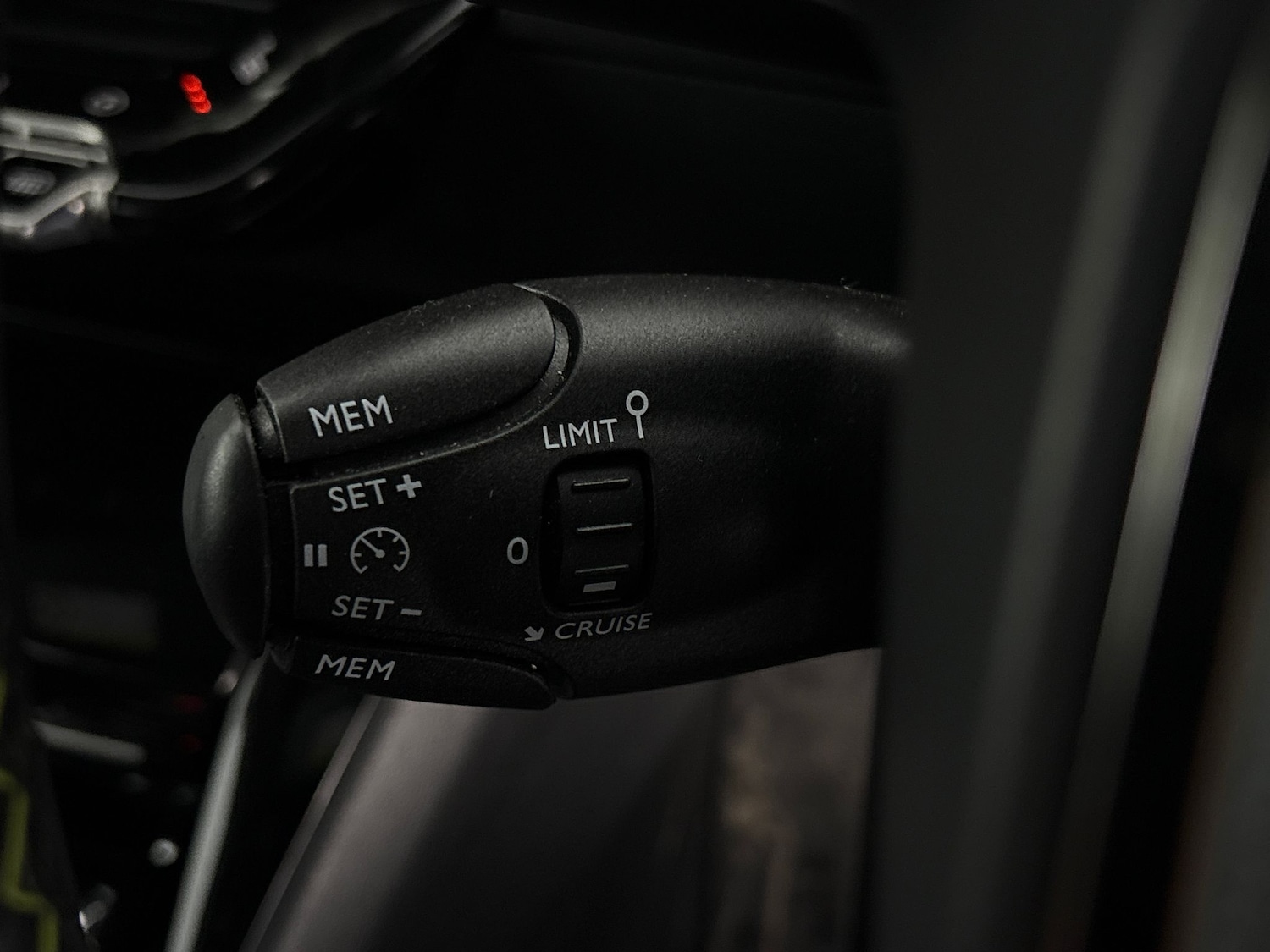 Used Peugeot 2008 2022 for sale - 77043344: Photo 20