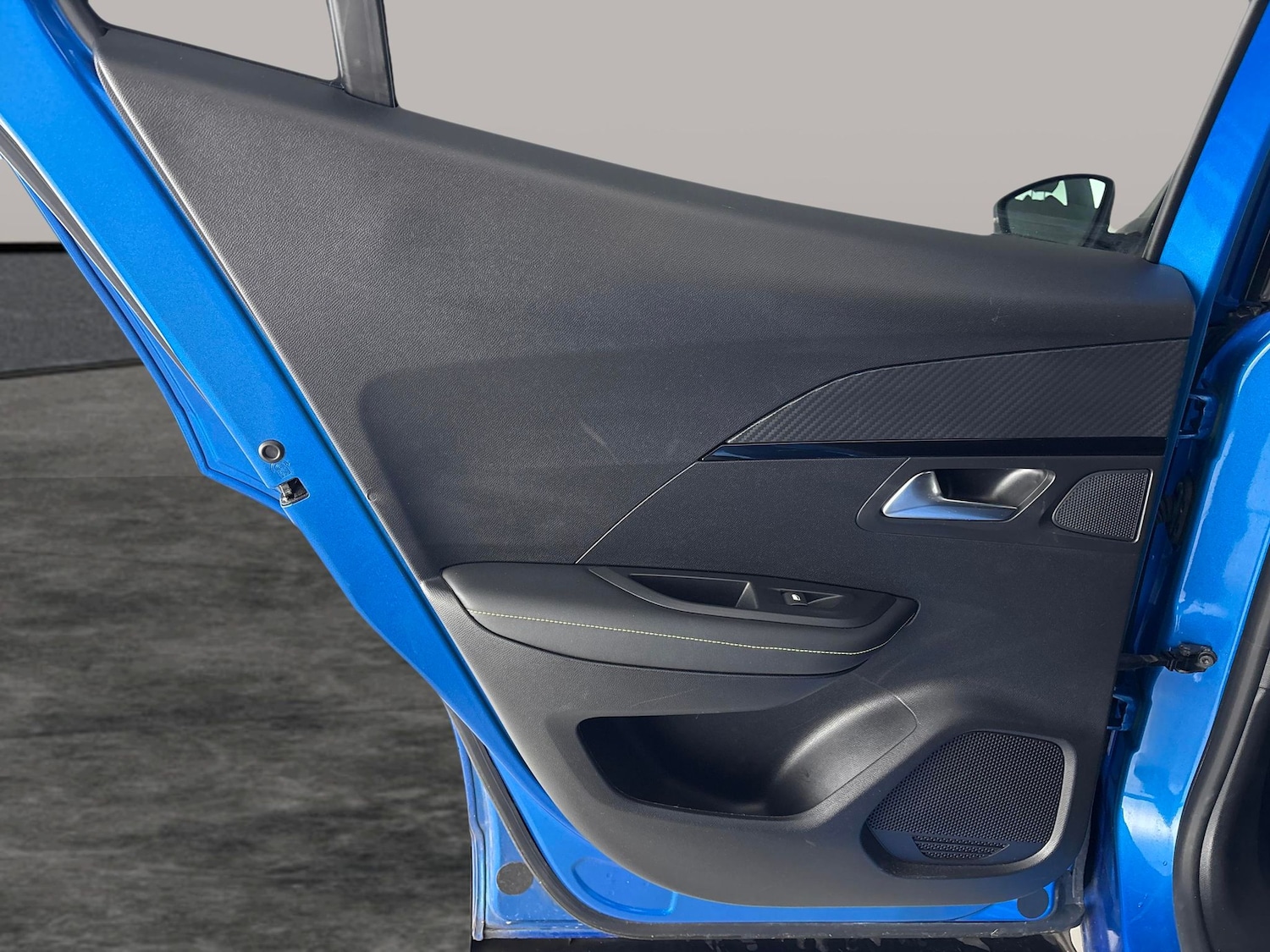 Used Peugeot 2008 2022 for sale - 77043344: Photo 32