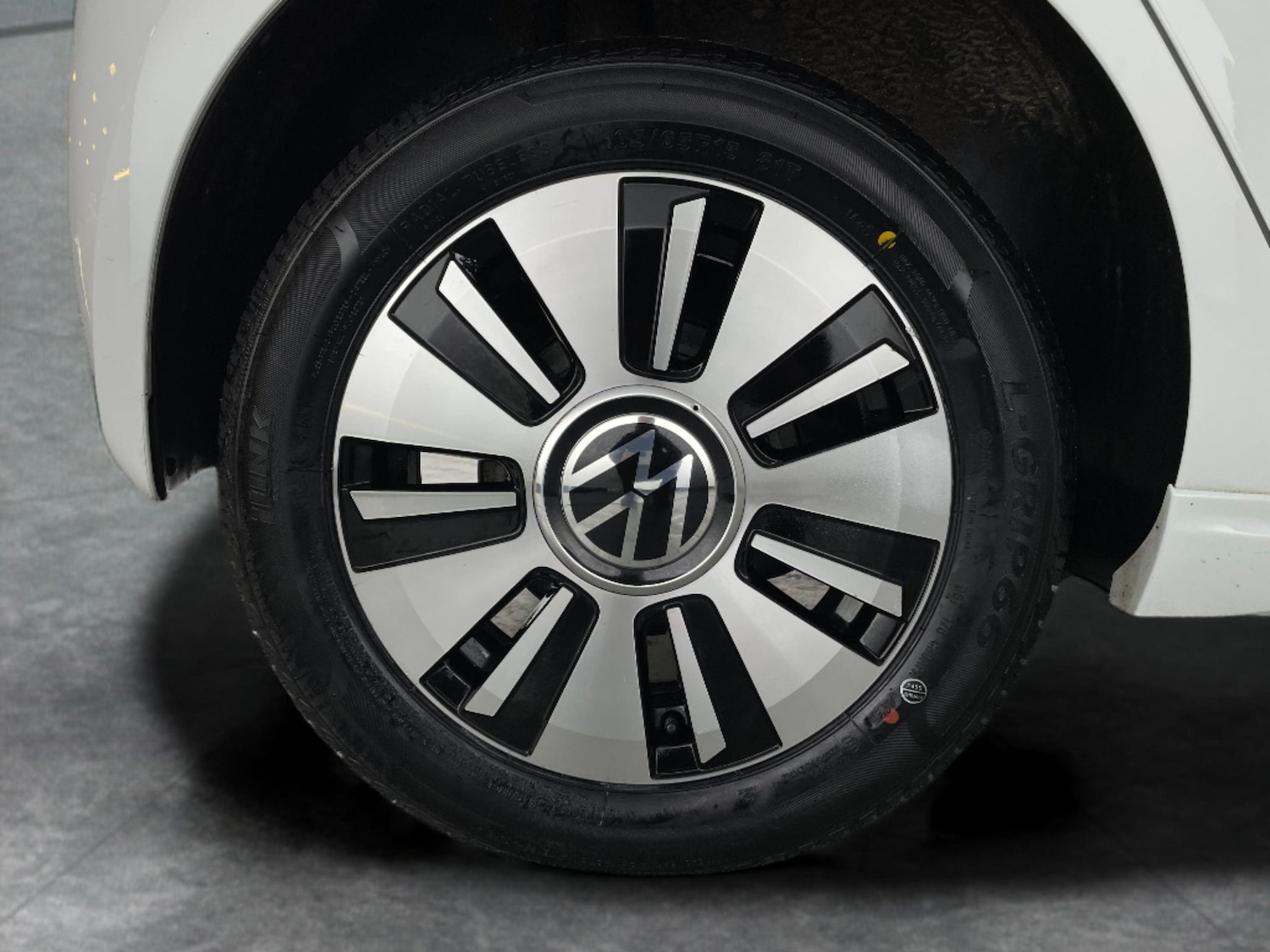 Used Volkswagen up! 2023 for sale - 77776031: Photo 20