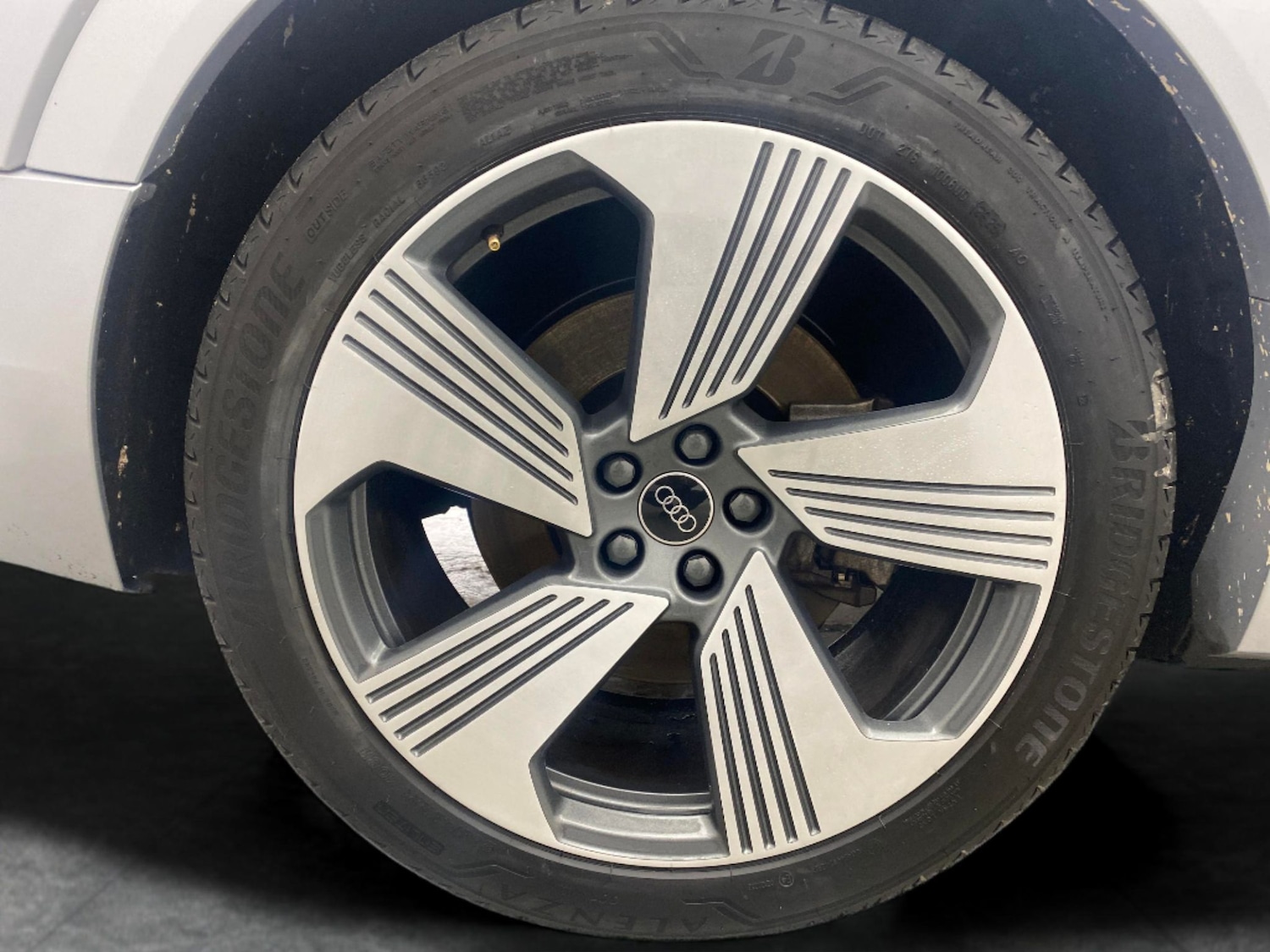 Used Audi e-tron 2023 for sale - 77579310: Photo 22