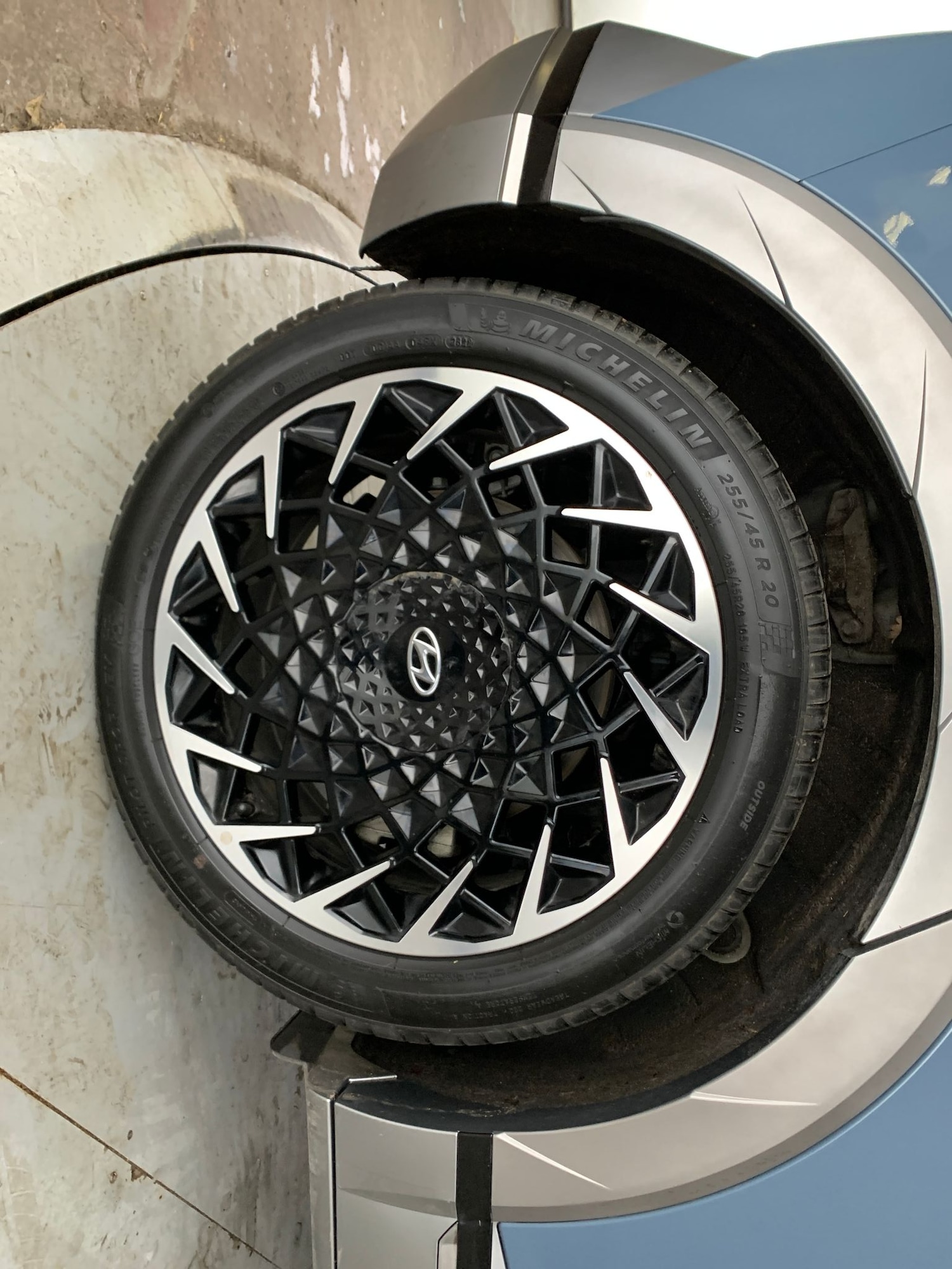 Used Hyundai IONIQ 5 for sale - 77034132: Photo 34