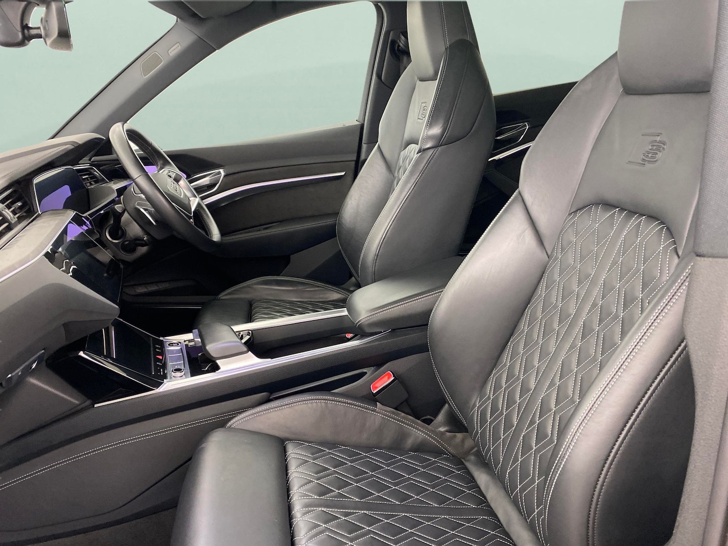 Used Audi e-tron 2021 for sale - 76450163: Photo 4