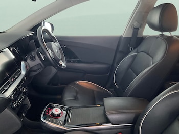 Used Kia Niro 2021 for sale - 76171447: Photo