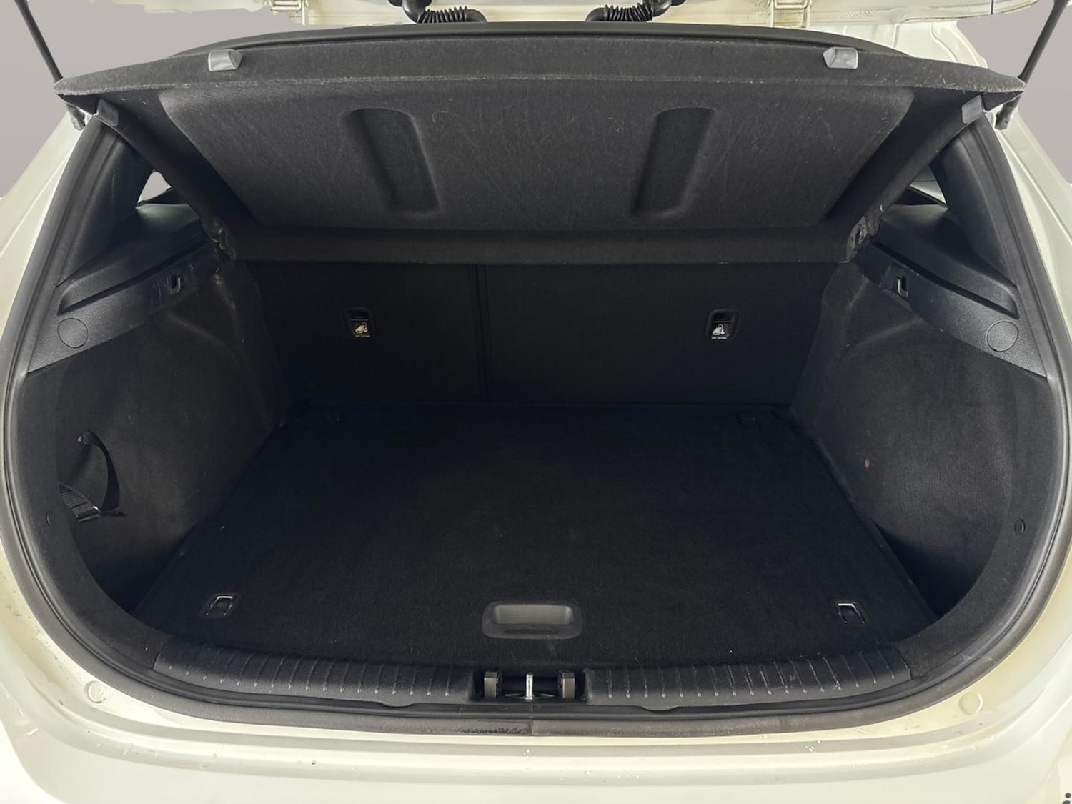 Used Kia Ceed 2019 for sale - 76209802: Photo 42