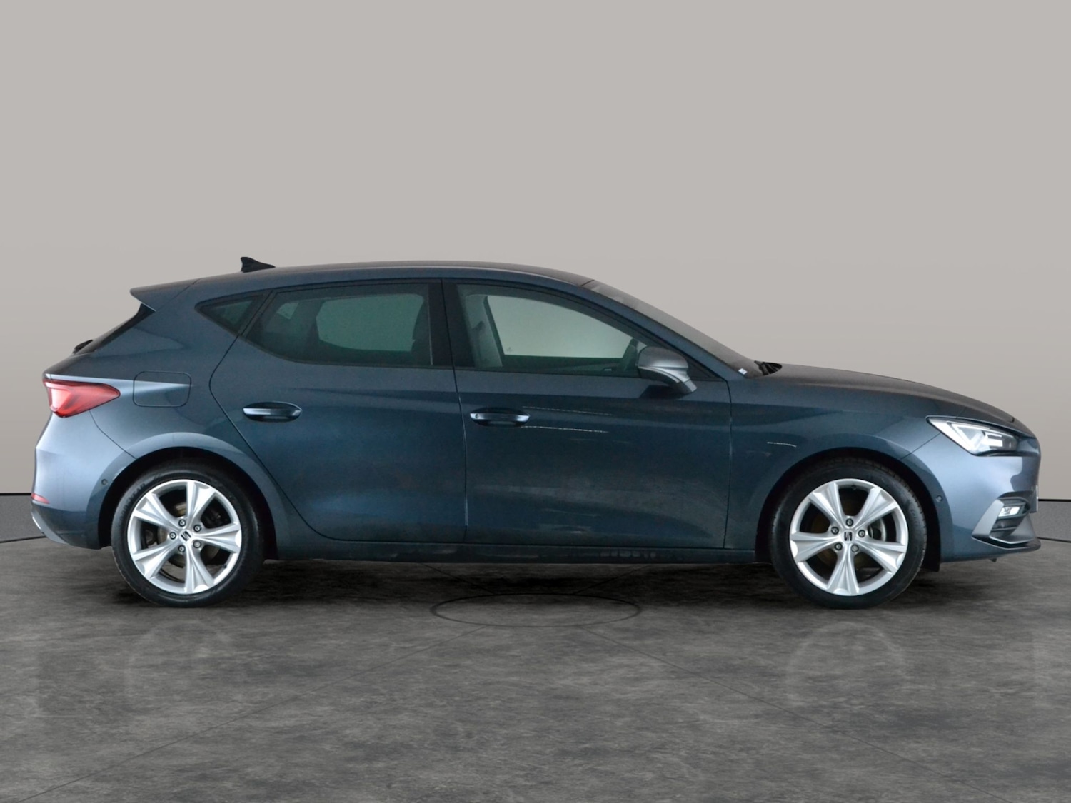 Used SEAT Leon 2021 for sale - 77485253: Photo 8