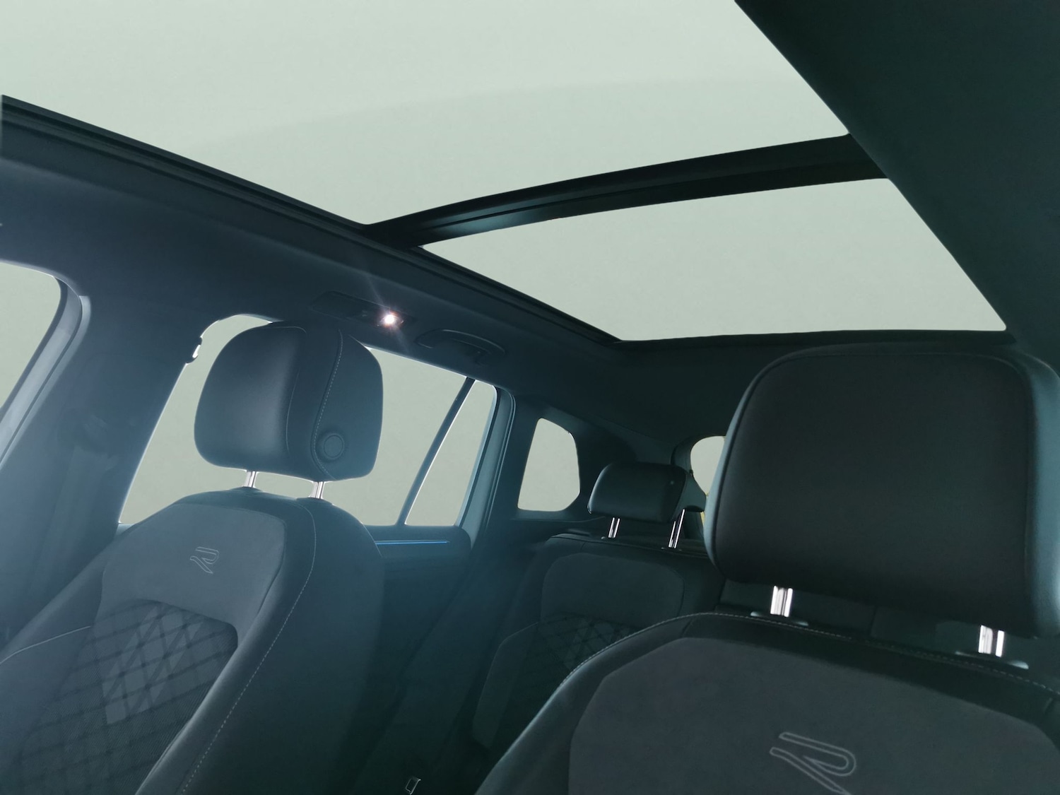 Used Volkswagen Tiguan 2023 for sale - 76748759: Photo 5