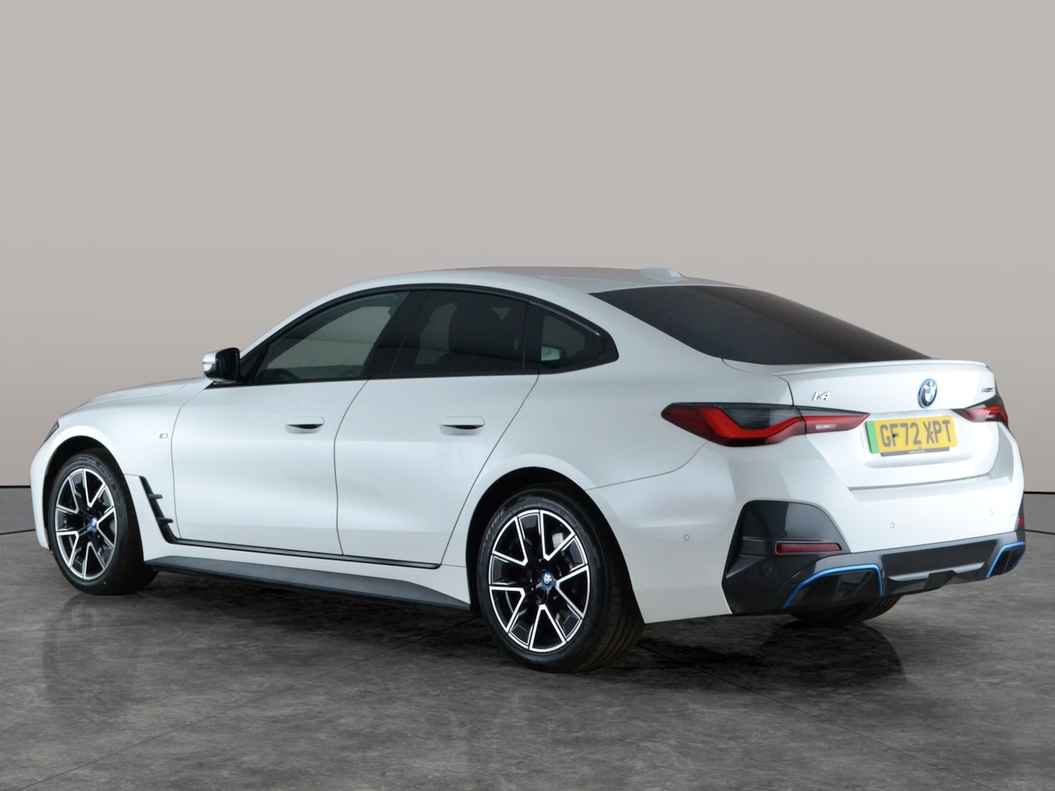 Used BMW i4 2022 for sale - 78051825: Photo 13