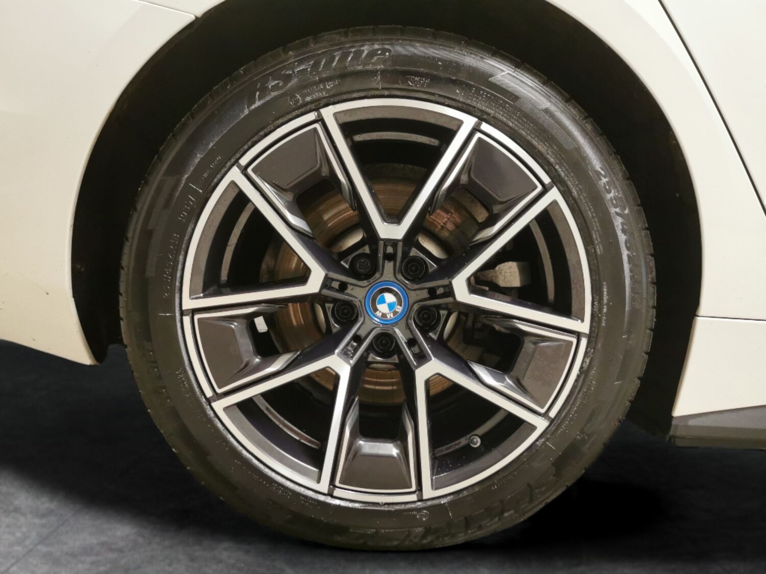 Used BMW i4 2022 for sale - 78051825: Photo 22