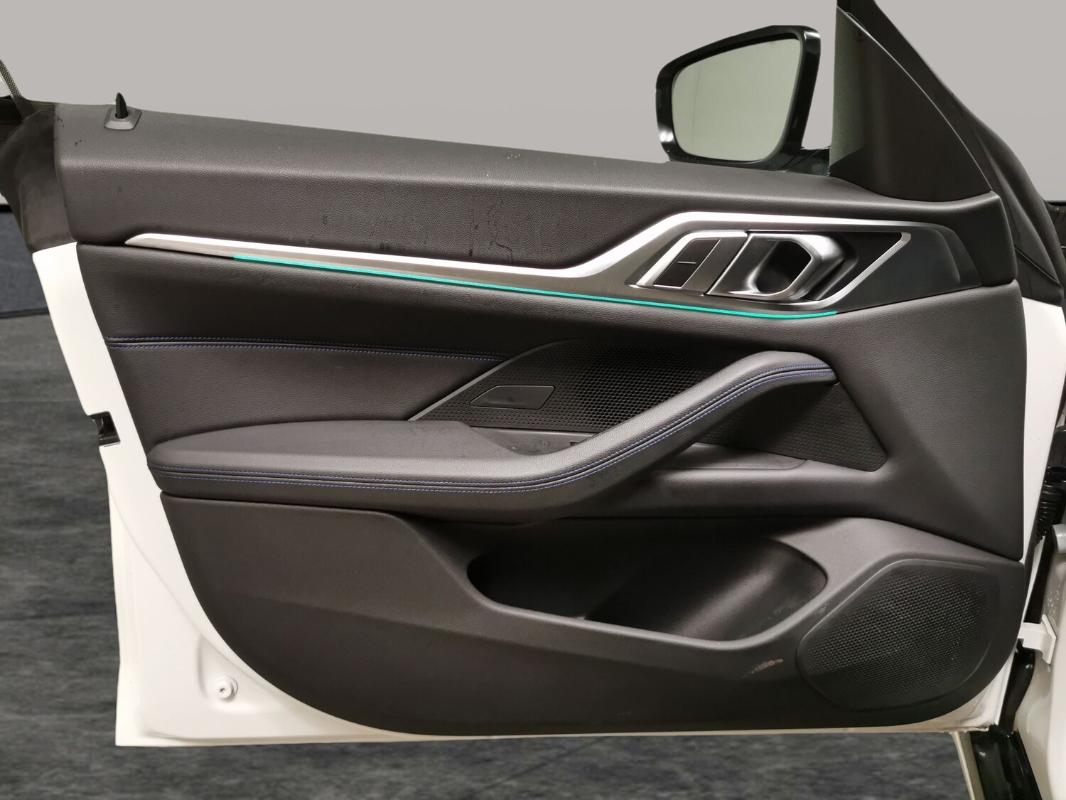 Used BMW i4 2022 for sale - 78051825: Photo 24