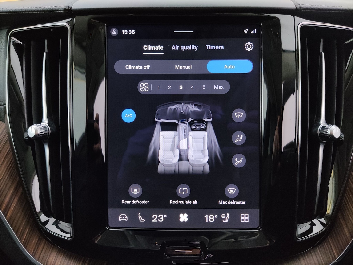 Used Volvo XC60 2023 for sale - 78095567: Photo 24