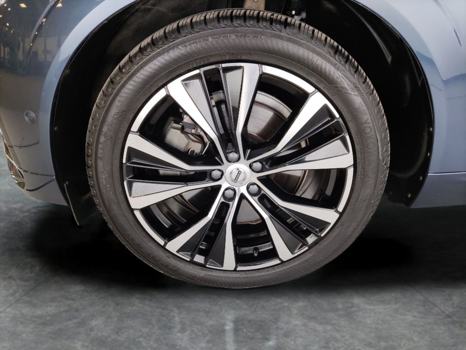 Used Volvo XC60 2023 for sale - 78095567: Photo 32