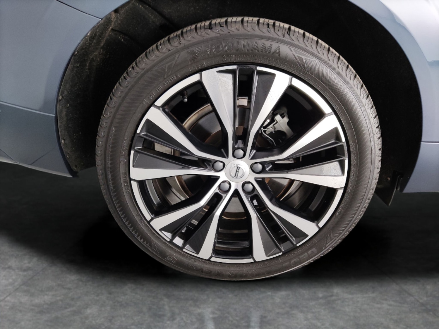 Used Volvo XC60 2023 for sale - 78095567: Photo 34