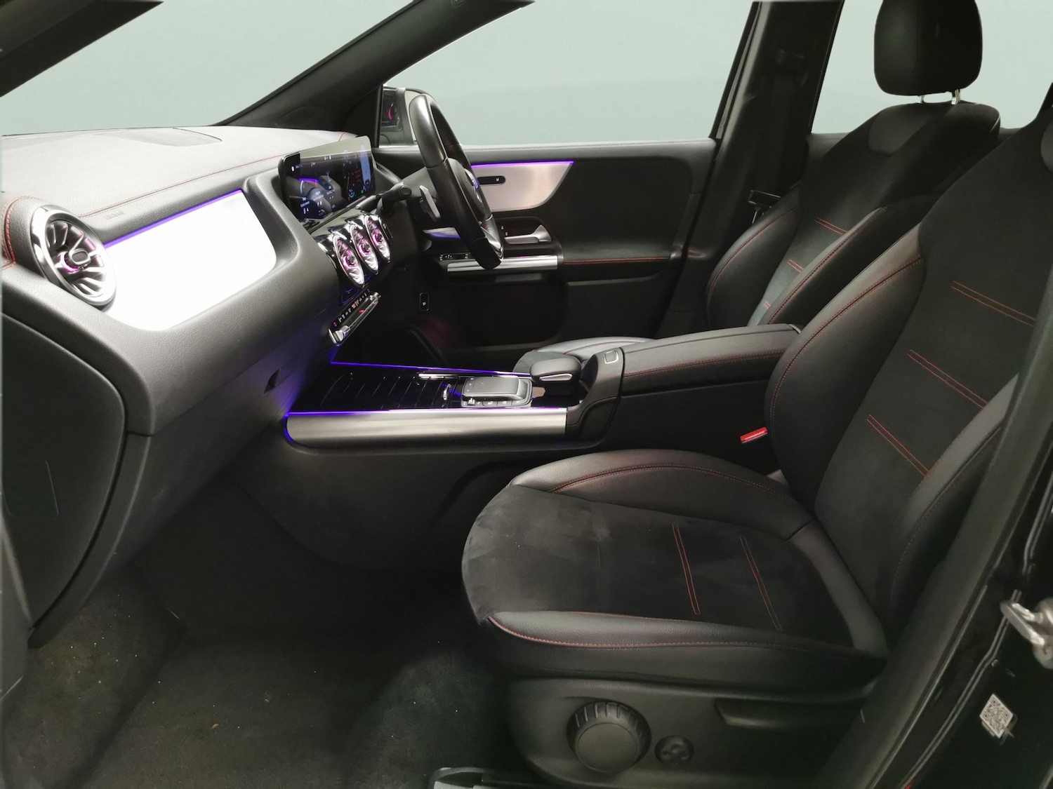 Used Mercedes-Benz EQA 2022 for sale - 77460881: Photo 4