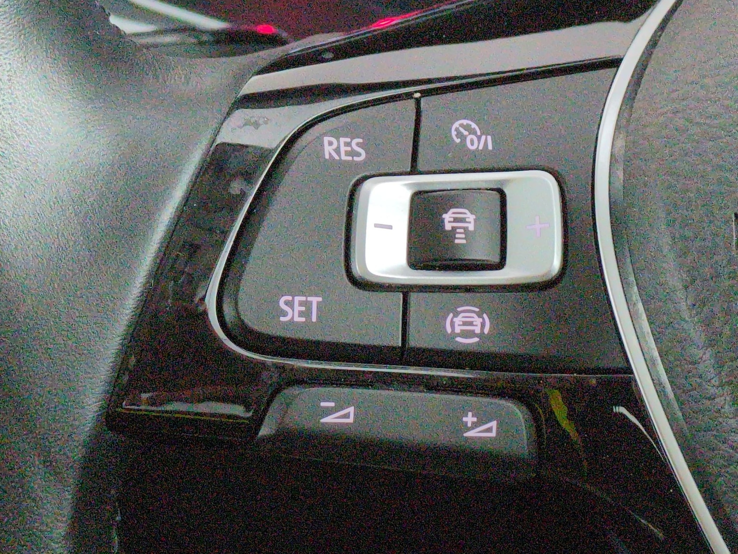 Used Volkswagen T-Roc 2022 for sale - 77448043: Photo 18