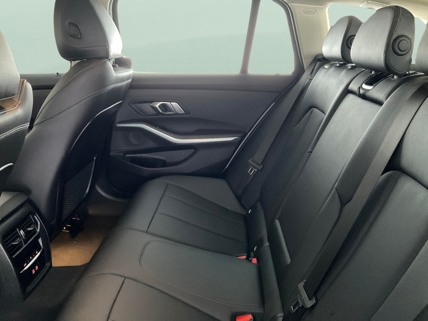 Used BMW 3 Series 2023 for sale - 76464197: Photo 36