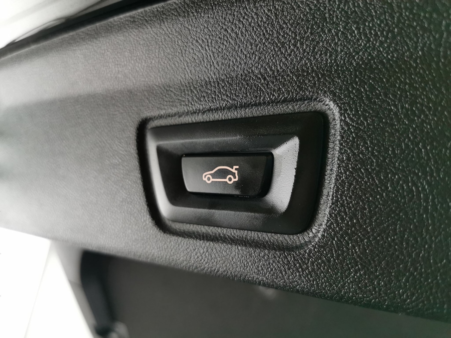 Used BMW i4 2022 for sale - 76980635: Photo 15