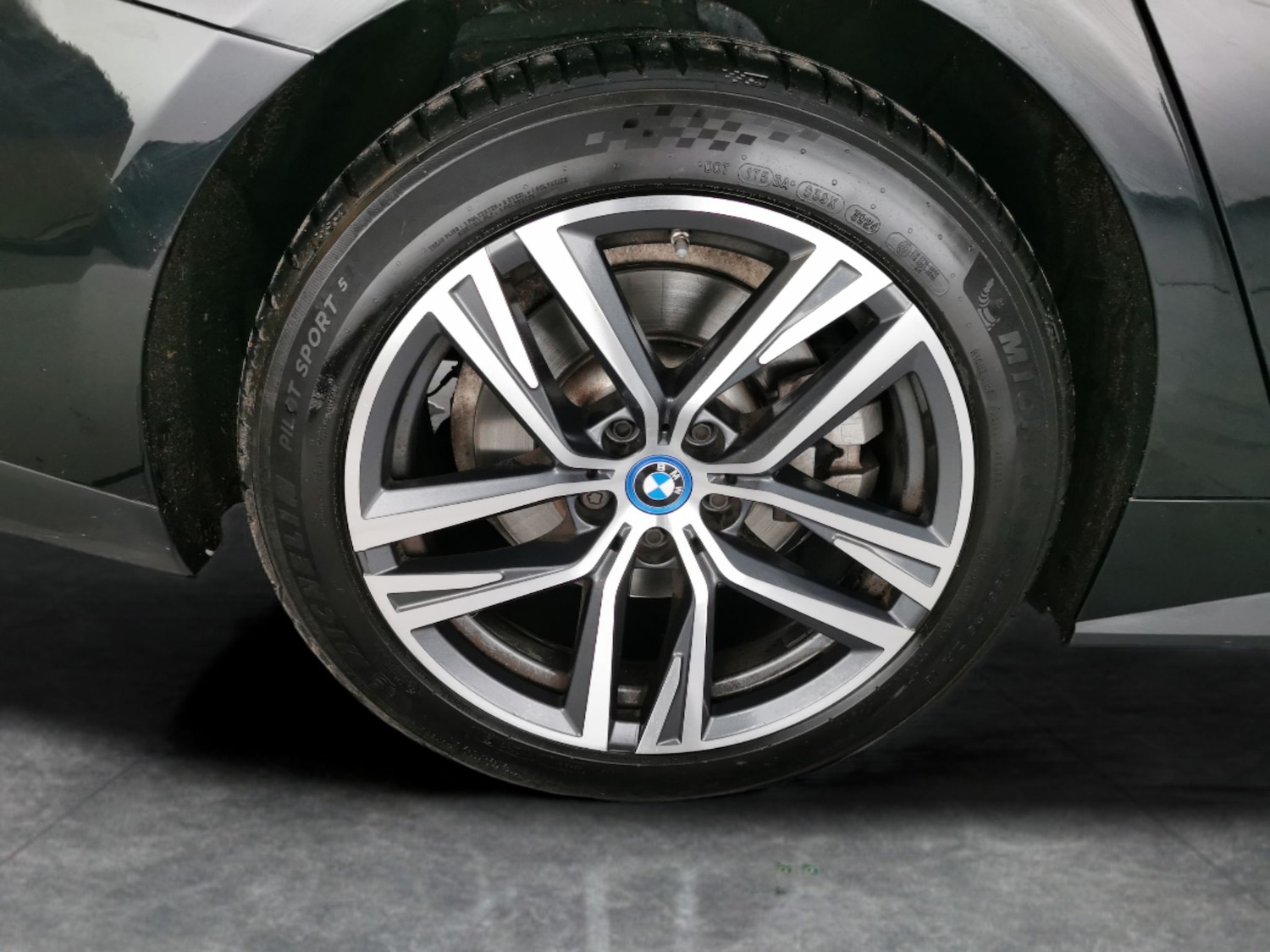 Used BMW i4 2022 for sale - 76980635: Photo 26