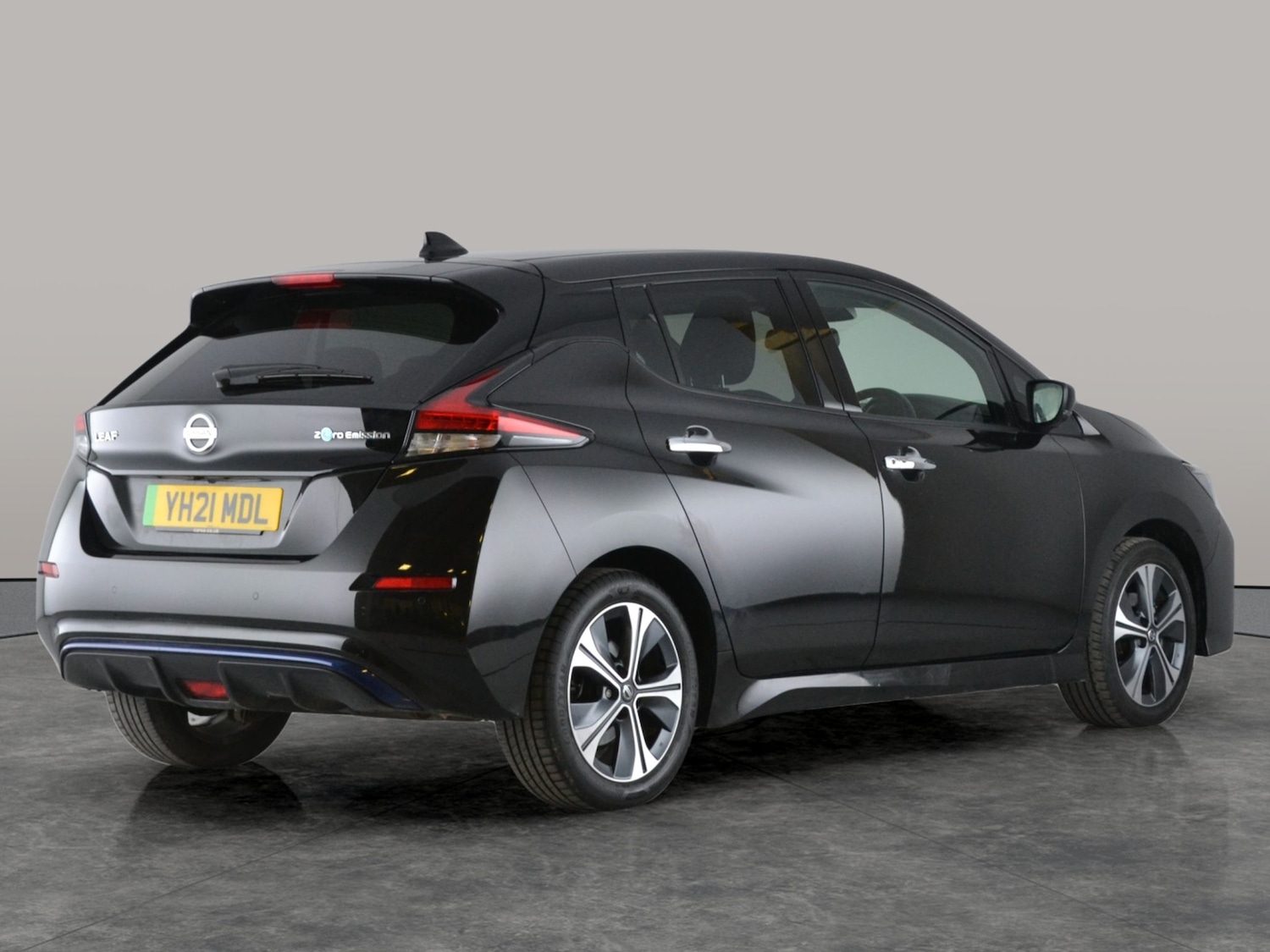 Used Nissan Leaf 2021 for sale - 77090131: Photo 10