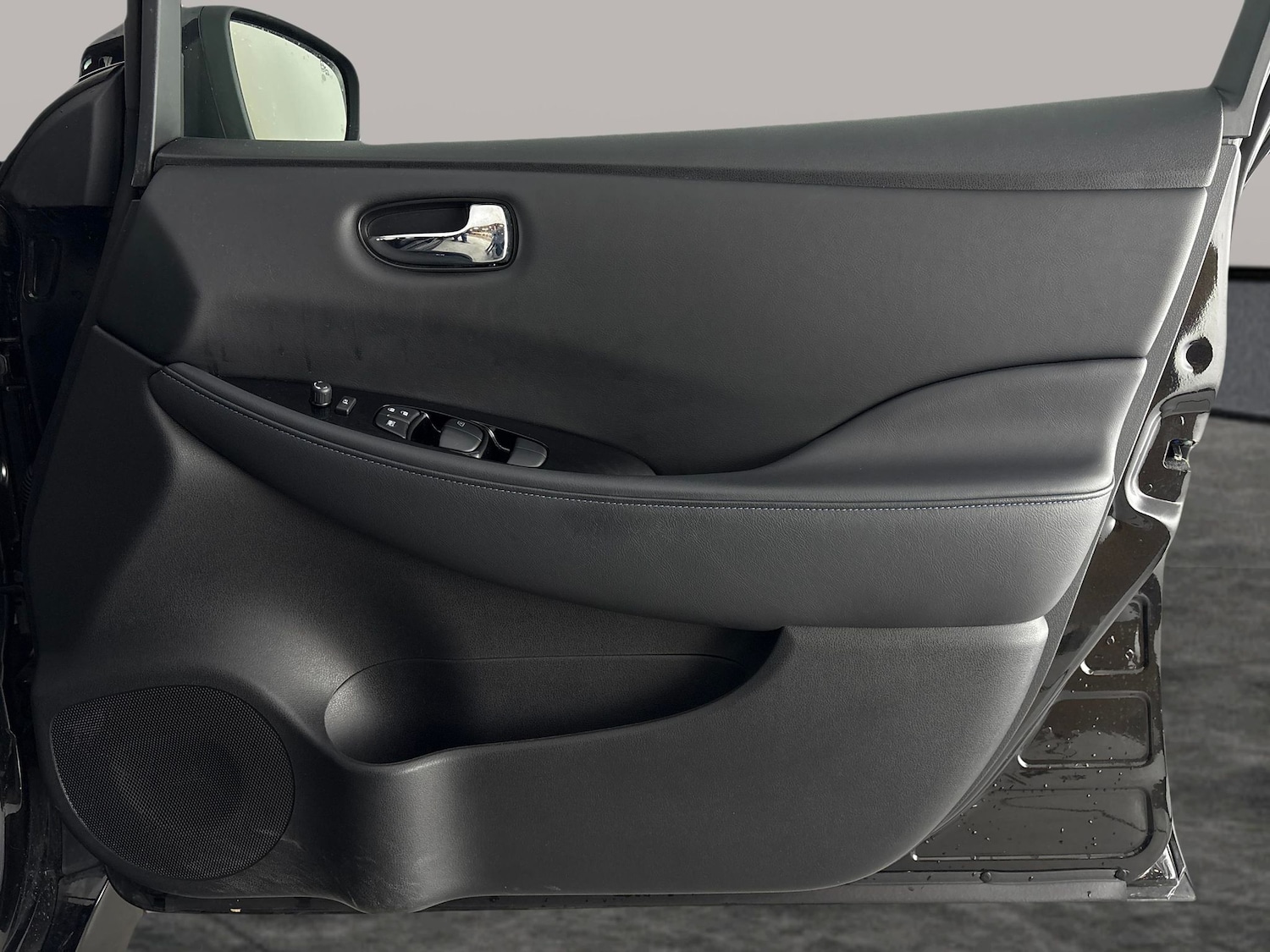 Used Nissan Leaf 2021 for sale - 77090131: Photo 32