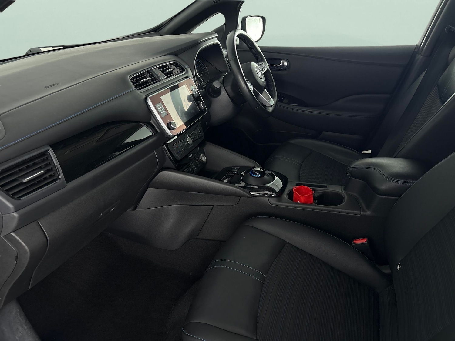 Used Nissan Leaf 2021 for sale - 77090131: Photo 4