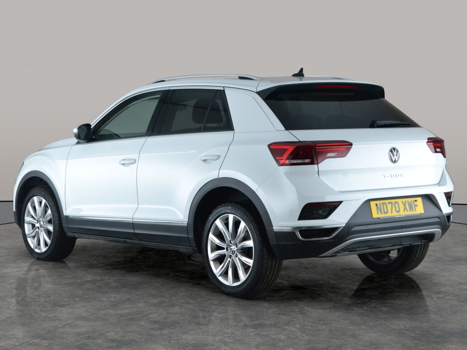 Used Volkswagen T-Roc 2021 for sale - 77842037: Photo 12